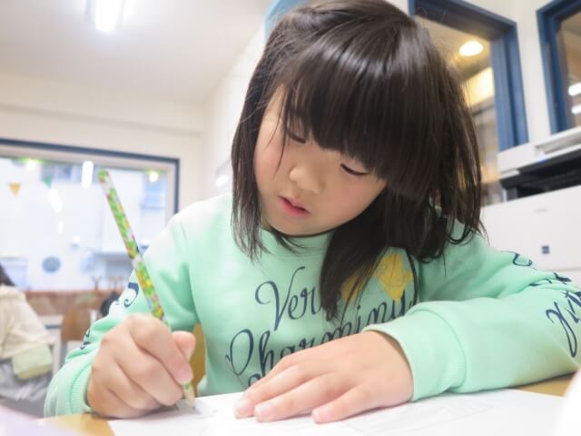 勉強好きの小学生に育てるコツ 生活の中で親ができる様々な工夫 勉強好きの小学生に育てるコツ 生活の中で親ができる様々な工夫